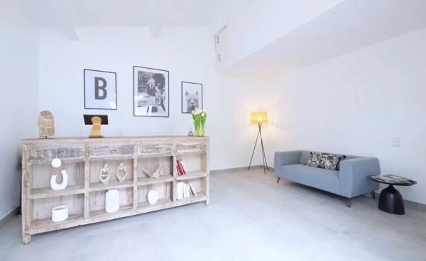 Salernes – Propriété d’Exception avec Vue Dégagée, Piscine et 9 Chambres