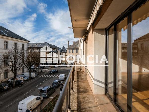 Location Appartement 5 pièces 113 m² - 1 BIS BOULEVARD DE GUIZARD Rodez 12000