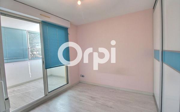 Appartement à vendre    4 pièces • 73 m2 Marseille 11