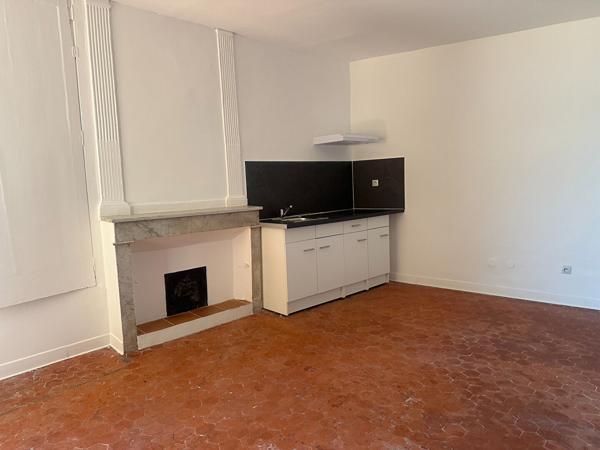 Appartement 2 pièces à louer au centre-ville de Manosque