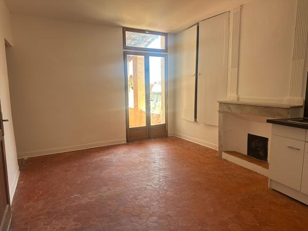 Appartement 2 pièces à louer au centre-ville de Manosque