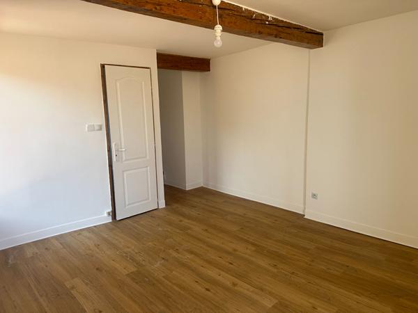 Appartement 2 pièces à louer au centre-ville de Manosque