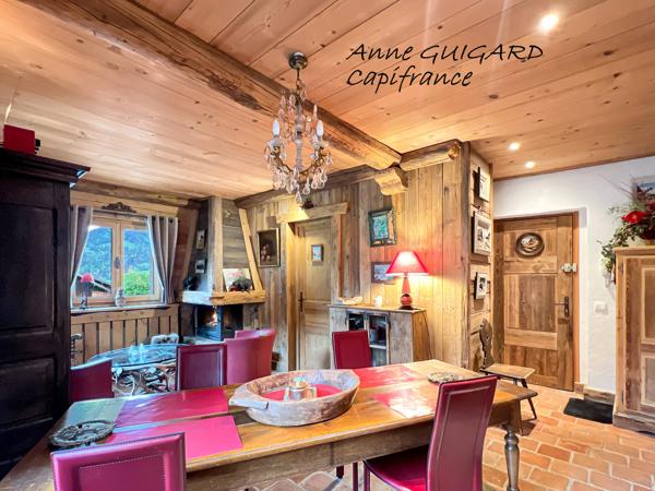 MEGEVE (74) - Beau 3 pièces entièrement refait avec cheminée, beaucoup de charme, vue Mont Blanc