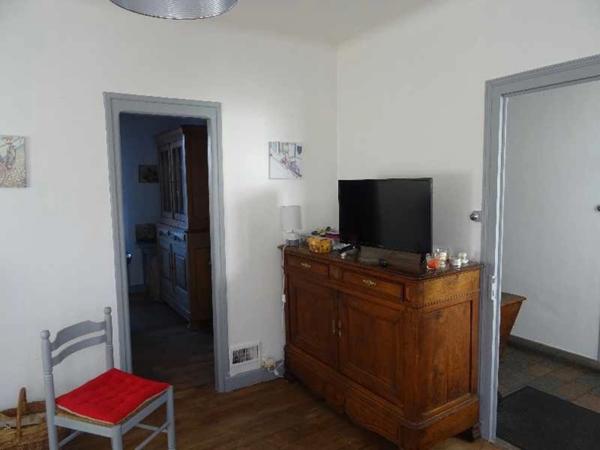 A BUGEAT EN HAUTE CORREZE GRANDE MAISON PIERRE DE 120 M² 5 CHAMBRES