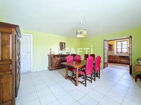 Maison en pierre avec dépendance et jardin