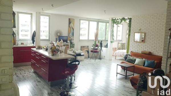 Apartment for sale 4 rooms 83 m² Paris 19