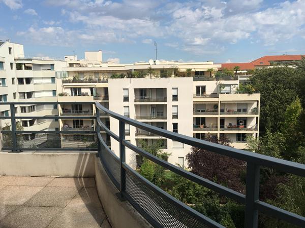 Location T2 meublé 50 m2 Lyon 3ème Sans Souci