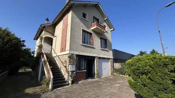 Maison à vendre |  Saint-Céré |  7 pièces | 175 m²