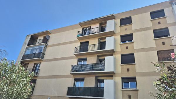 Appartement rénové à Narbonne T4, terrasse, cave et garage