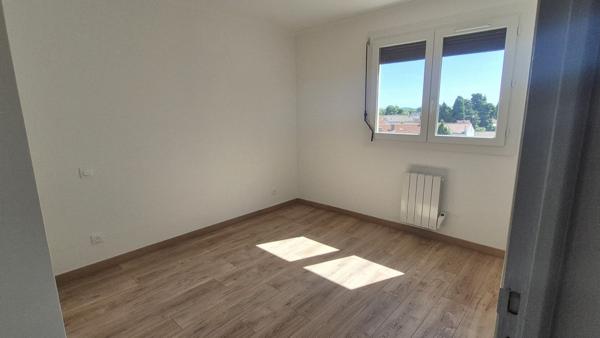 Appartement rénové à Narbonne T4, terrasse, cave et garage