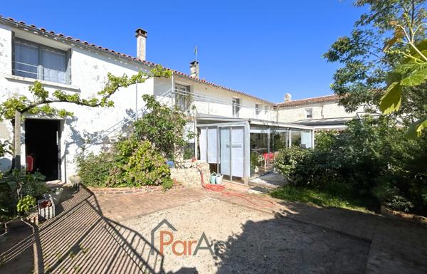 A 650 M DES PREMIERS COMMERCES