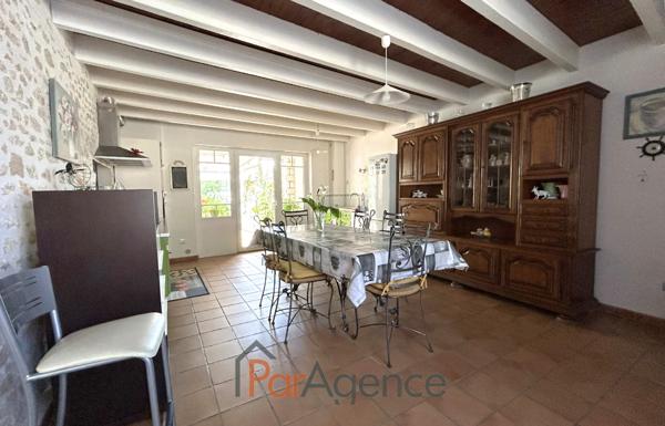 A 650 M DES PREMIERS COMMERCES