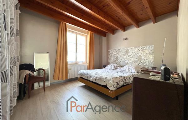 A 650 M DES PREMIERS COMMERCES