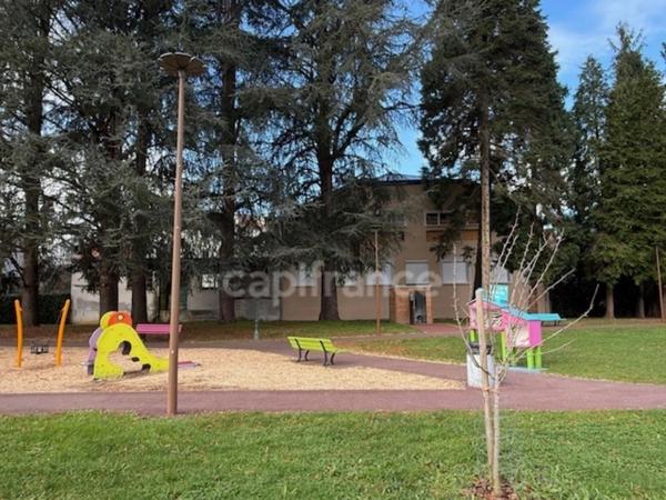 Local/bureau à vendre LOURDES (65)