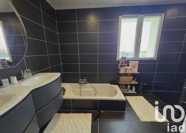 Maison à vendre 6 pièces 183 m² Courvaudon