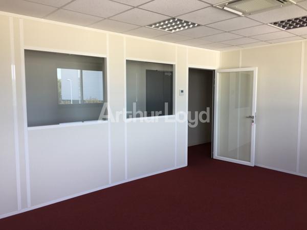 Bureaux climatisés à louer à Seclin accessibilité immédiate et parkings