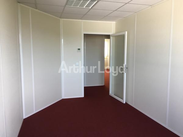 Bureaux climatisés à louer à Seclin accessibilité immédiate et parkings