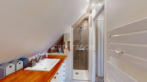 Maison lumineuse 3 chambres avec garage, terrasse, jardin clos - Quartier Tréboul - Douarnenez(29)