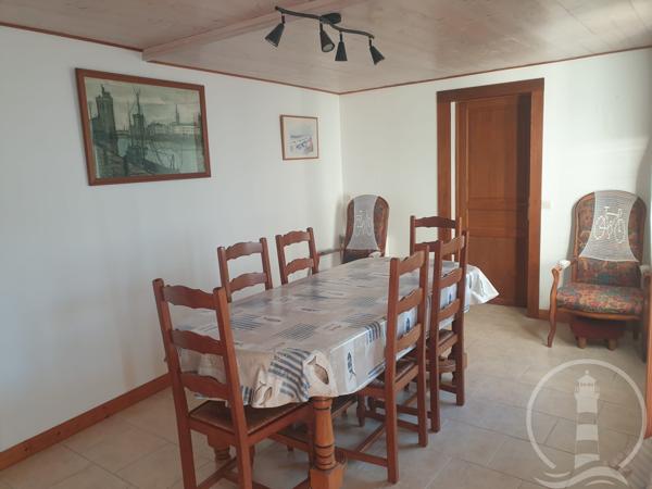 centre village avec cour intérieur