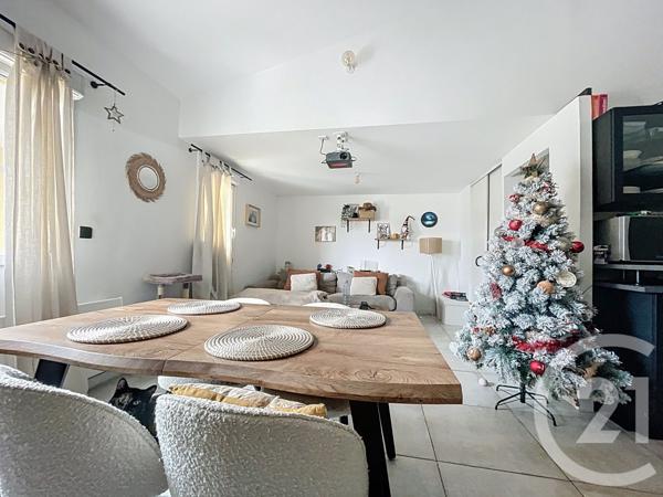 Appartement F2 à vendre  4 pièces - 48,10 m2 BAGNOLS SUR CEZE - 30