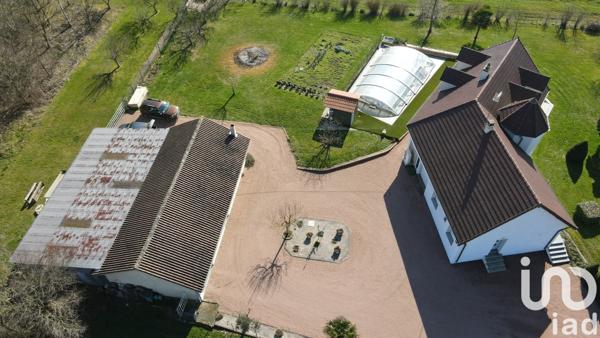 Maison 7 pièces de 160 m² à Romenay (71470)