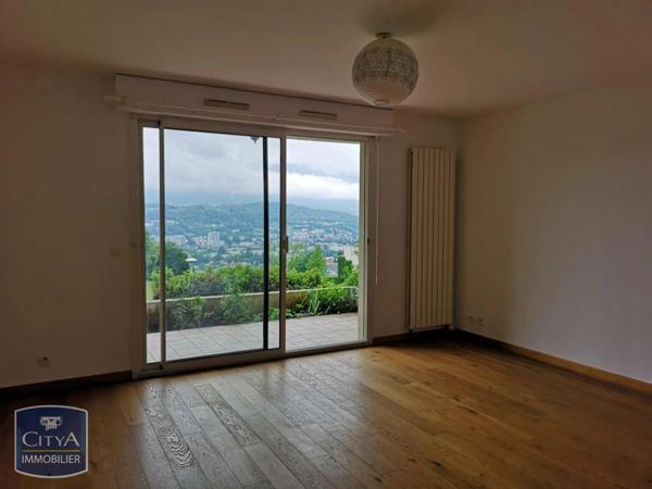 Appartement à louer 2 pièces 46.6m²
