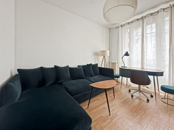 A LOUER 2 PIECES MEUBLE - PARIS 18EME Rue Gustave Rouanet