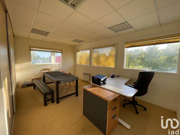 Location bureaux 84 m² Pacé