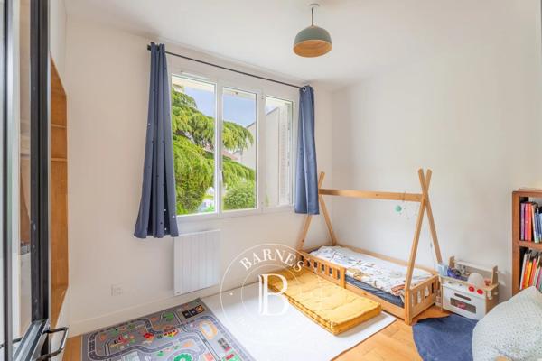 Les Lilas, Maison 4 Chambres -  132 m² à vendre
