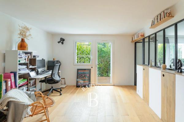 Les Lilas, Maison 4 Chambres -  132 m² à vendre