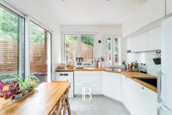 Les Lilas, Maison 4 Chambres -  132 m² à vendre