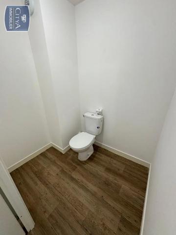 Appartement à louer 3 pièces 70.79m² Poitiers (86000)