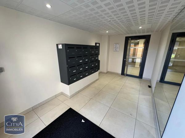 Appartement à louer 3 pièces 70.79m² Poitiers (86000)