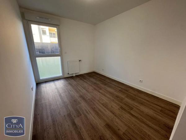 Appartement à louer 3 pièces 70.79m² Poitiers (86000)