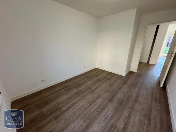 Appartement à louer 3 pièces 70.79m² Poitiers (86000)