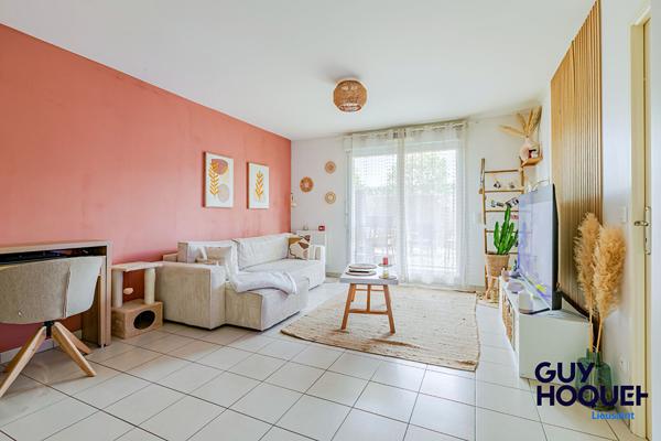 Appartement Lieusaint 2 pièce(s) avec terrasse et jardin, 2 places de parking !