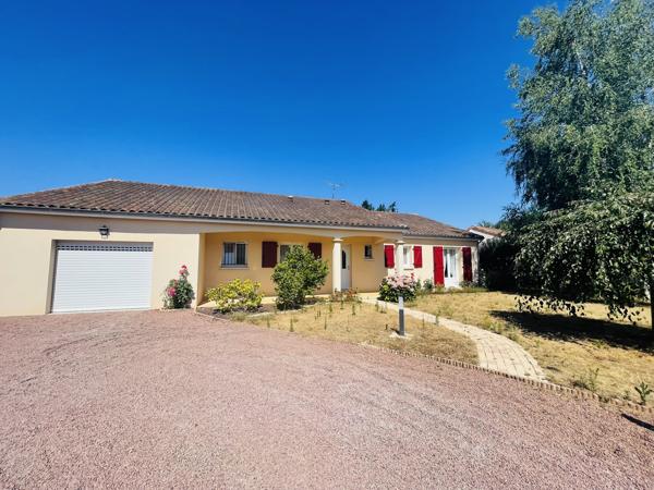 Lencloître (86140) MAISON PLAIN PIED