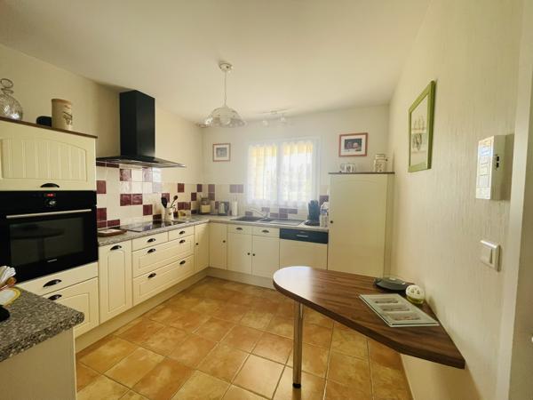 Lencloître (86140) MAISON PLAIN PIED