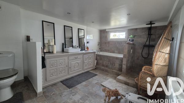 Maison à vendre 10 pièces 159 m² Acquigny