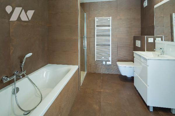 Villa d'exception d'une surface de 238 m² habitables environ sur terrain de 1327 m² avec Piscine