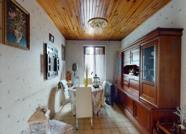 Maison à vendre    6 pièces • 101,26 m2 Vaulx-en-Velin