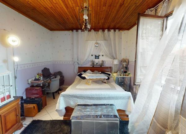 Maison à vendre    6 pièces • 101,26 m2 Vaulx-en-Velin