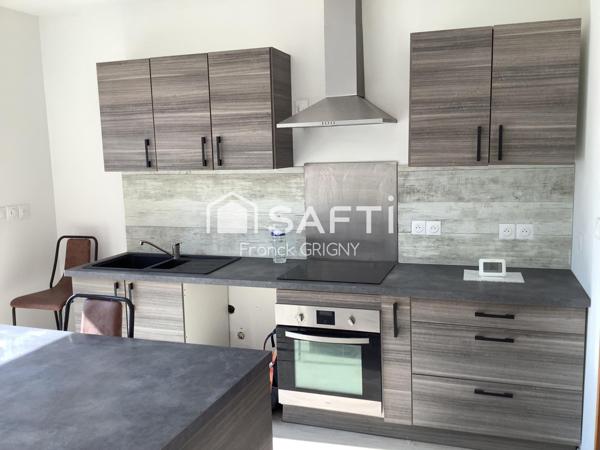 Belle 1930 ,3 chambres(+ combles) avec garage et jardin , à 10 minutes du centre ville