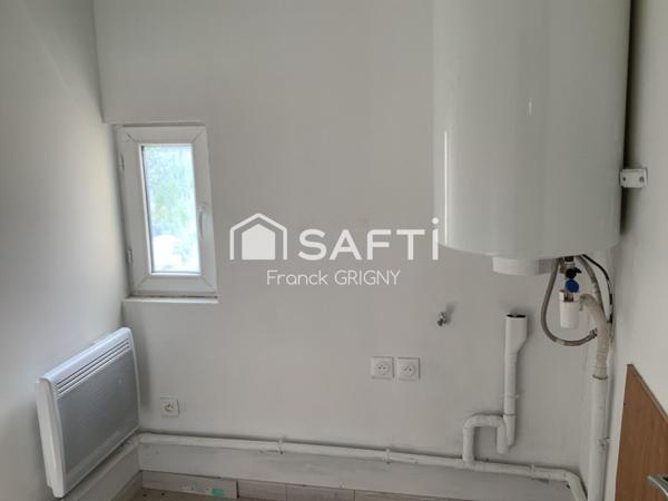 Belle 1930 ,3 chambres(+ combles) avec garage et jardin , à 10 minutes du centre ville