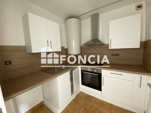 Location Appartement 2 pièces 38.06 m² - 12 RUE DU BOIS MERRAIN Chartres 28000