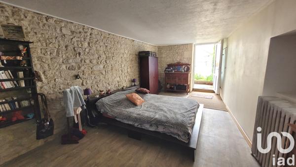 Maison à vendre 5 pièces 244 m² Saint-Jean-d'Angély
