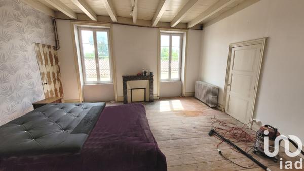 Maison à vendre 5 pièces 244 m² Saint-Jean-d'Angély