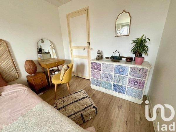 Appartement 2 pièces de 36 m² à Enghien-les-Bains (95880)