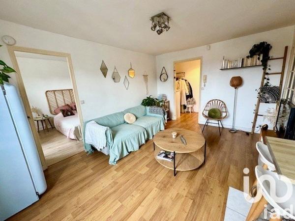 Appartement 2 pièces de 36 m² à Enghien-les-Bains (95880)