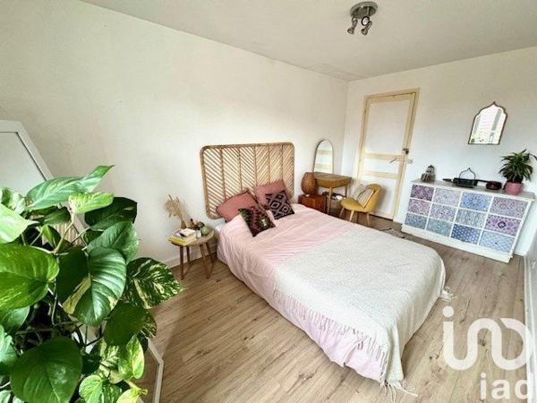 Appartement 2 pièces de 36 m² à Enghien-les-Bains (95880)